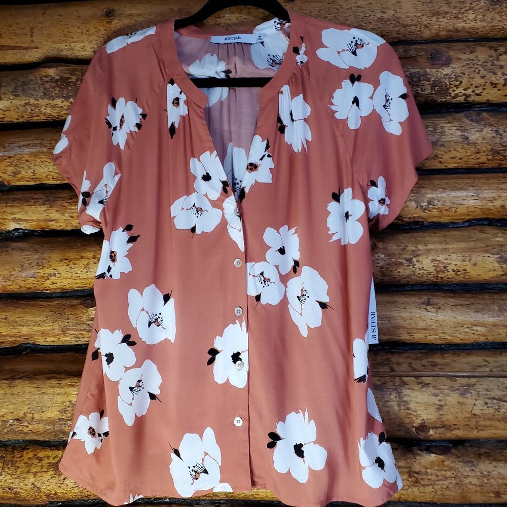 JustFab Floral Short Sleeve Button Shirt Blouse Burnt Orange - Size Medium - NWT